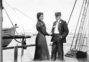Jo Peary z mężem na pokładzie Roosevelta. Fotografia z książki Kari Herbert 