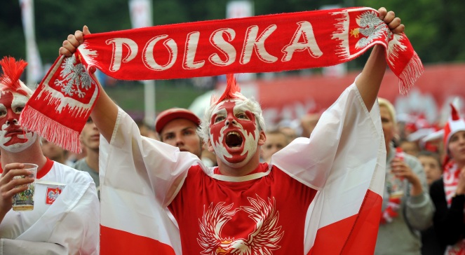 Polscy kibice w Strefie Kibica w Gdańsku