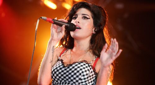 Dokument o Amy Winehouse przygotowany w czwartą rocznicę jej śmierci przez Asifa Kapadia już teraz typowany przez branże filmową na dokumentalnego Oscara w 2016 r. Film znalazł się wśród obrazów otwierających 15. edycje MFF T-Mobile Nowe Horyzonty