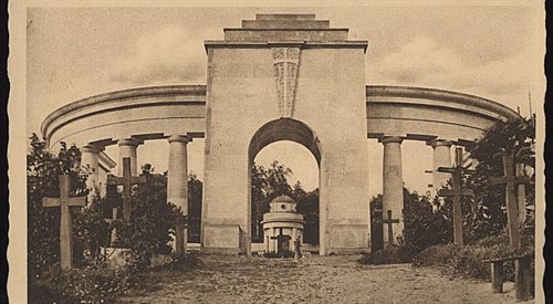 Cmentarz Obrońców Lwowa na pocztówce z 1935 roku