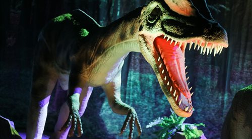 Międzynarodowa wystawa Dinozaury na żywo otwarta na błoniach Stadionu Narodowego w Warszawie w listopadzie 2015 r.
