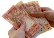 Media wyliczyły, że gdyby nie przeprowadzano denominacji, dziś za jednego amerykańskiego dolara płacono by 200 milionów rubli. Obecnie dolar kosztuje 2 ruble