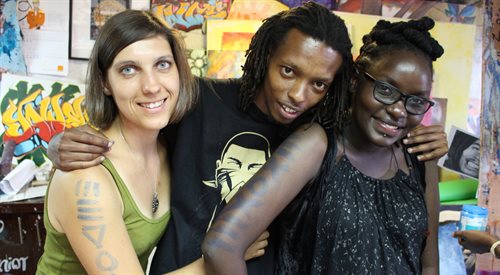 Od prawej: gość Czwórki Paulina Zając, Kerosh Kiruri i Maorwe Kathomi w PAWA 254 (Nairobi, Kenia 2015)