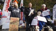Warszawa: protest pracowników oświaty przed KPRM
