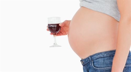 Dlaczego picie alkoholu w ciąży jest zabronione?