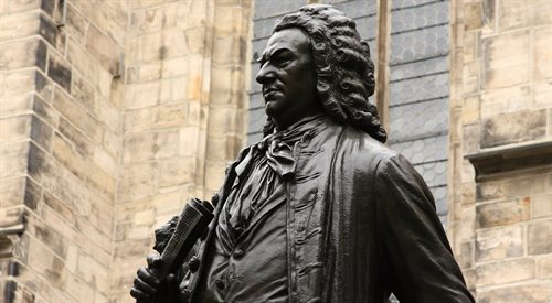 Pomnik przedstawiający Jana Sebastiana Bacha