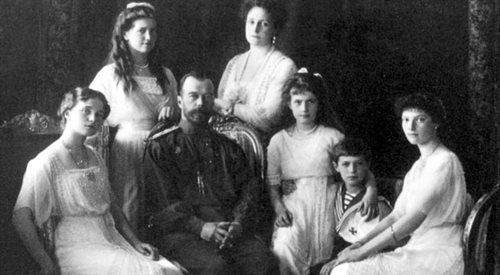 Rodzina Romanowów, Sasha Iwikipedia