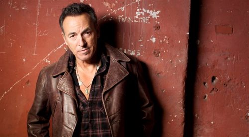 Bruce Springsteen pierwszy solowy album wydał w 1973 roku