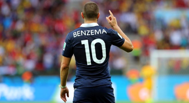 Karim Benzema - strzelec pierwszego gola dla Francji w meczu z Hondurasem podczas MŚ w Brazylii