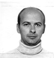 Andrzej Chomiński - aktor. Związany z Rozgłośnią Polską Radia Wolna Europa w latach 1969-1994.
