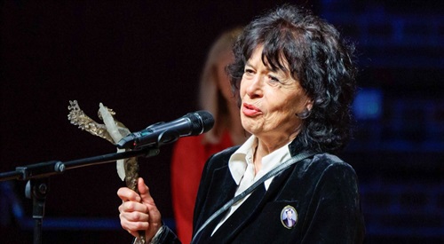 Laureatka Literackiej Nagrody Angelus za książkę Hałastra. Austriacka pisarka Monika Helfer została wyróżniona podczas gali we Wrocławiu.