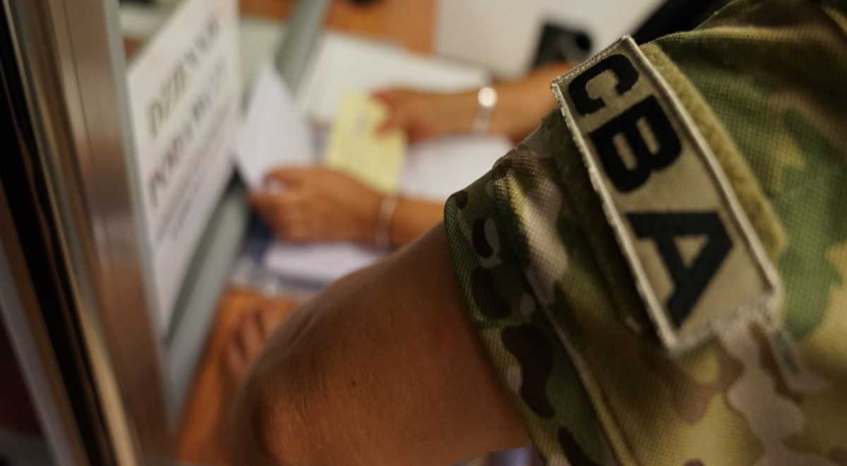 Polands anti corruption agency has detained the mayor and the deputy mayor of Nowy Sącz, a city in southern Poland, as part of an ongoing inverstigation, officials have confirmed.