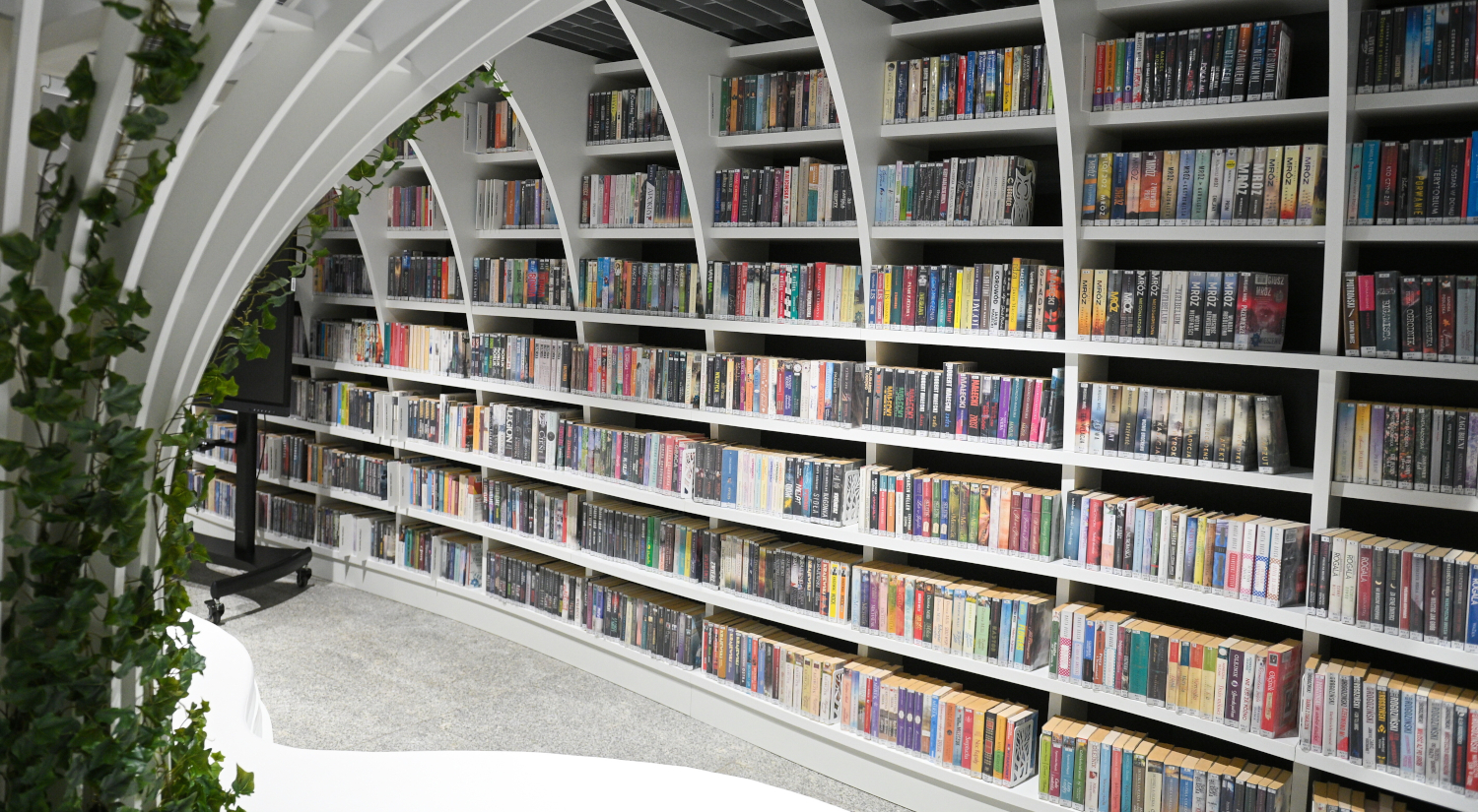 W ramach Nocy Bibliotek 2025 wyjątkowe wydarzenie stanowi uroczysta inauguracja działalności Metroteki  biblioteki na stacji metra Kondratowicza