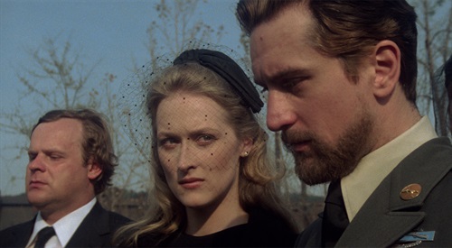 Meryl Streep i Robert De Niro w filmie Łowca jeleni